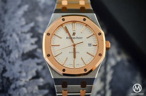 quanto pesa un audemars piguet royal oak|audemars piguet 15400 prezzo.